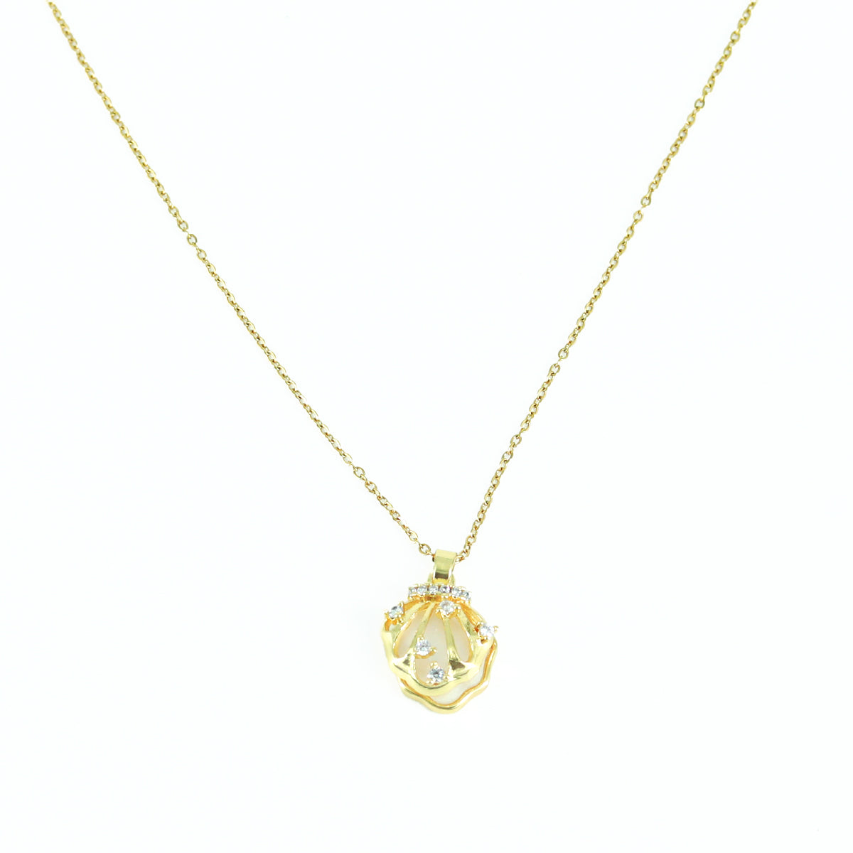 Pearl gold charm with zircon stones