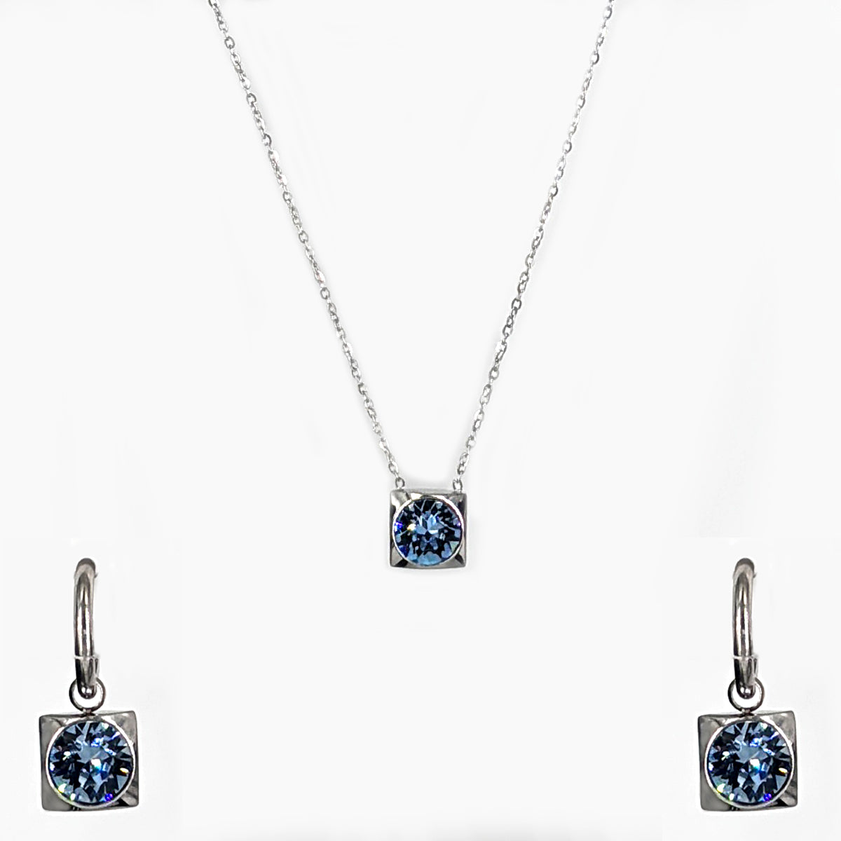 Silver pendant set with stone