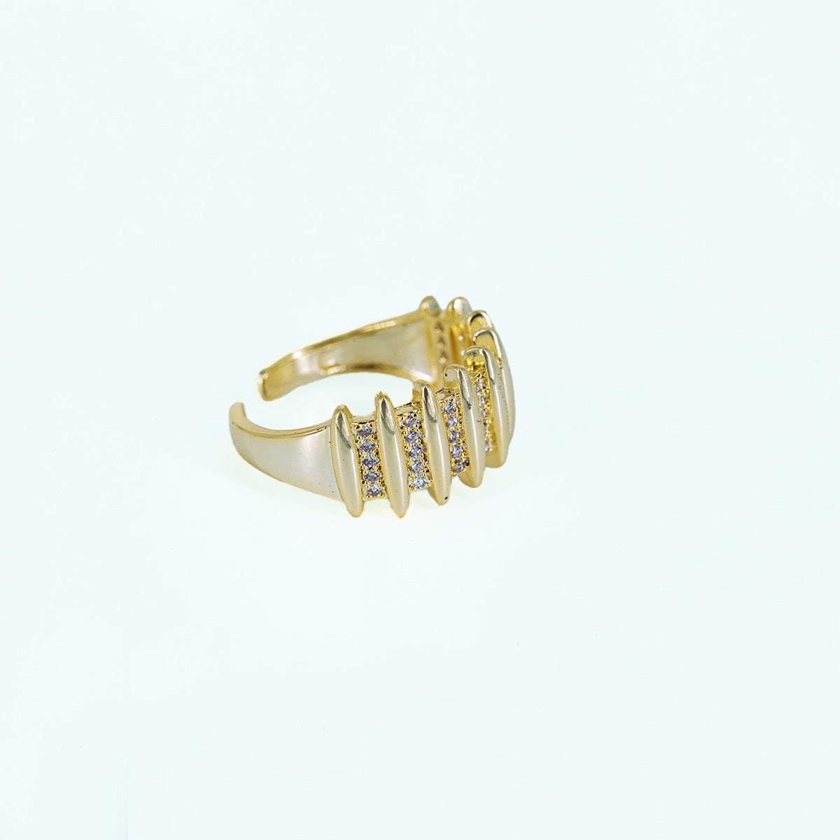 Anti-tarnish gold plated zirconia ring